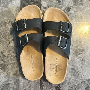Size 8 sandals, barely worn(maybe once)